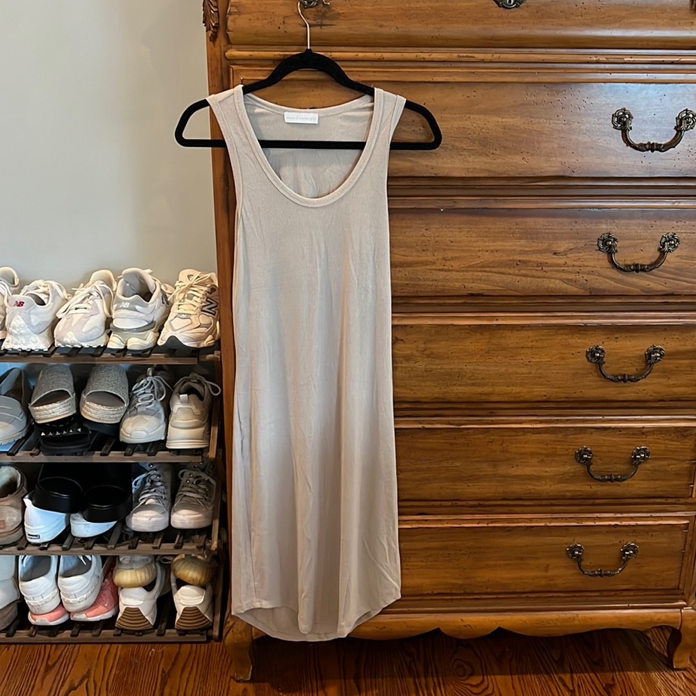 MIDI house of Harlow dress